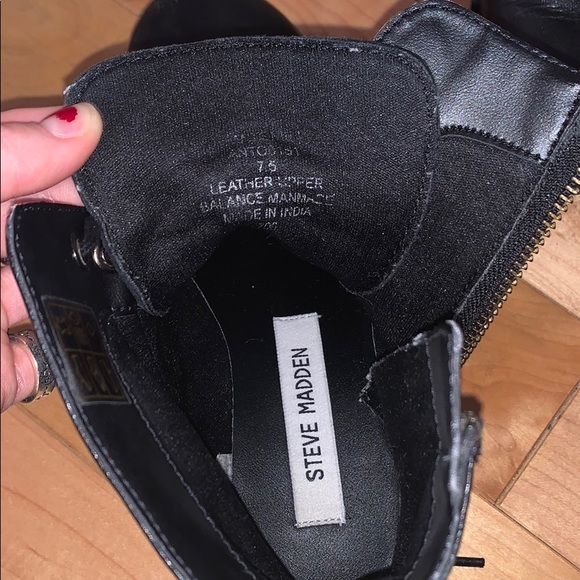 Steve Madden combat boots - Picture 2 of 10